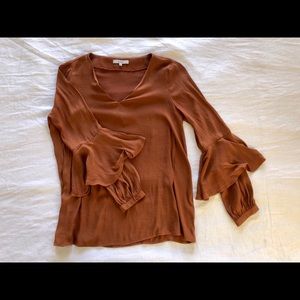 Ro & De long flutter sleeve blouse